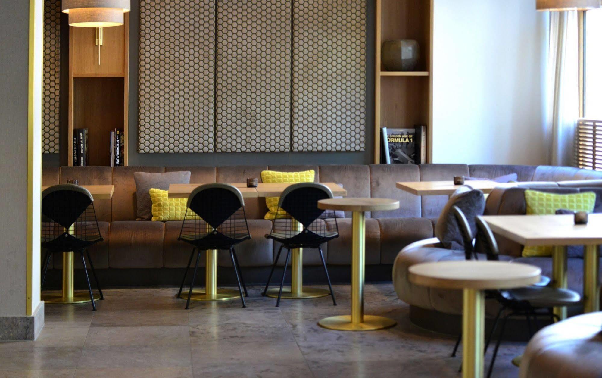 Bob W Old Town Hotel 4*
